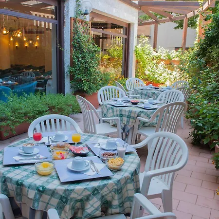 La Pergola Hotel 3*