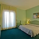 La Pergola 3*