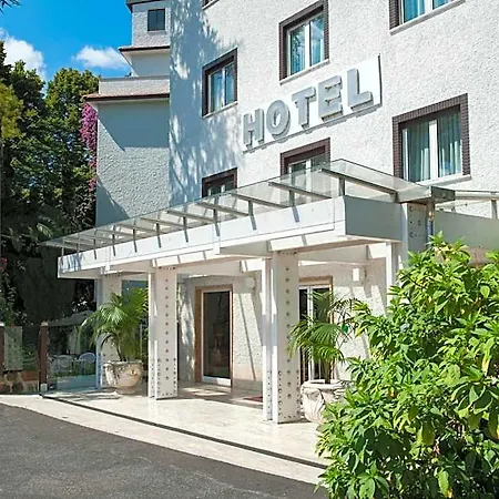La Pergola Hotel 3*