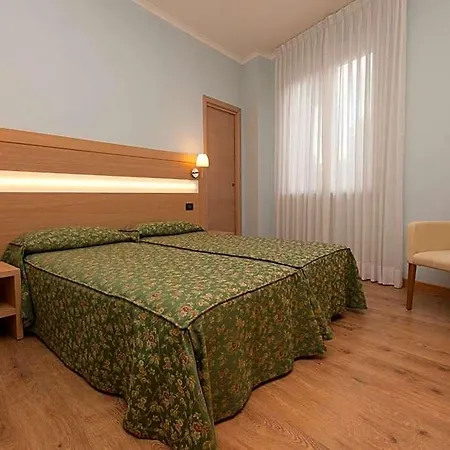Hotel La Pergola 3*