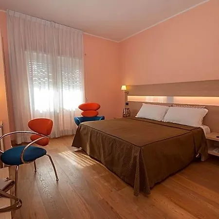 La Pergola 3*