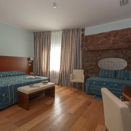 La Pergola 3* Rome