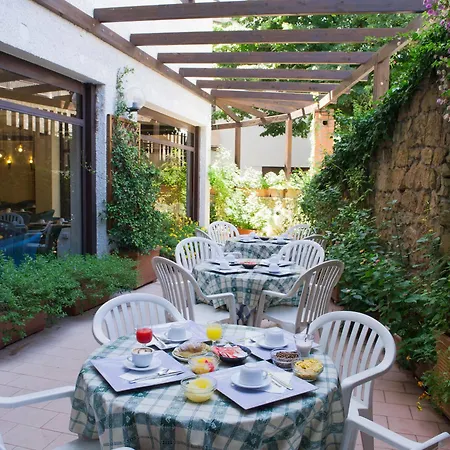 Hotel La Pergola Řím